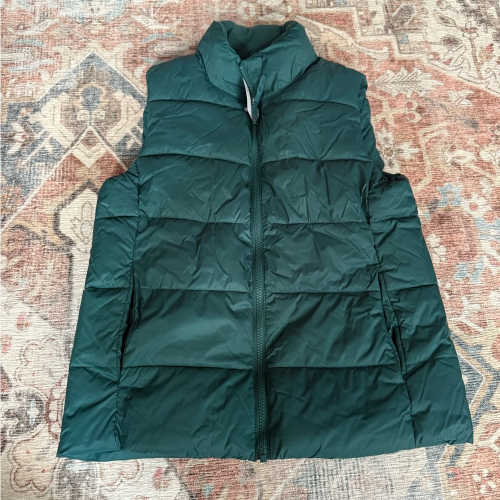 NWT Gap ColdControl Puffer Vest – Size S